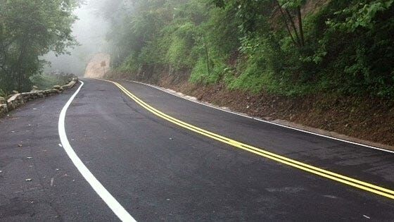 Crews to install reflectors on W road Monday